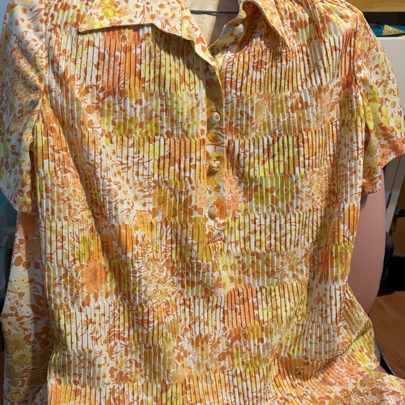 Skirt Set - Picture 1 of 3